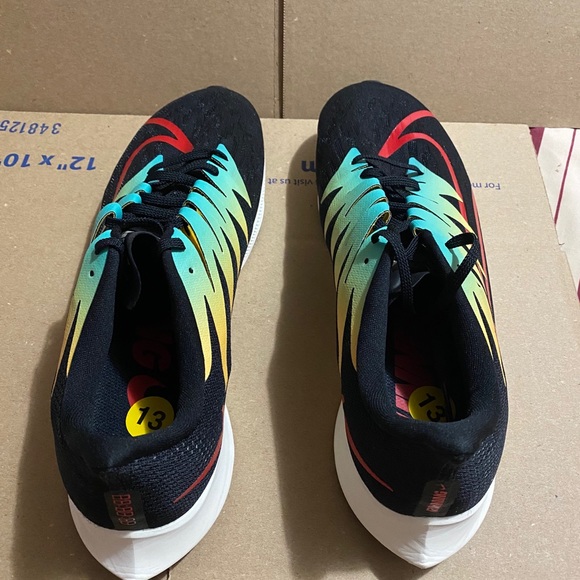 Size 13 Nike zoom rival running shoe - Picture 3 of 3
